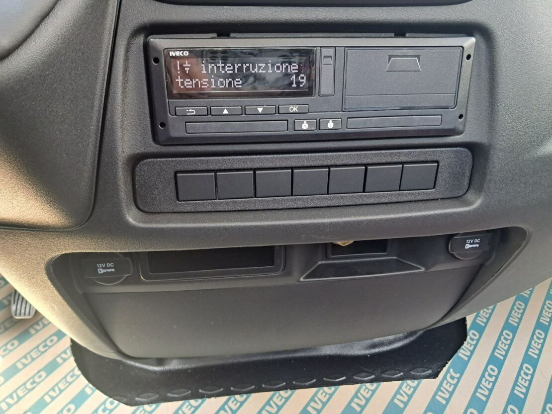 IVECO DAILY 70C16H3.0 - D70C Фото #10