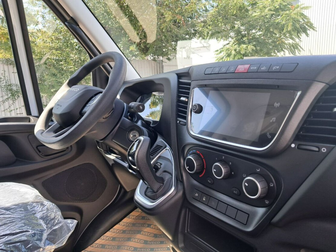 IVECO DAILY 35S16H3.0A8 V Фото #11