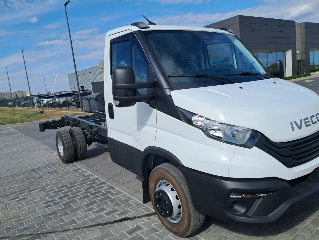 IVECO DAILY 70C18 Фото #3